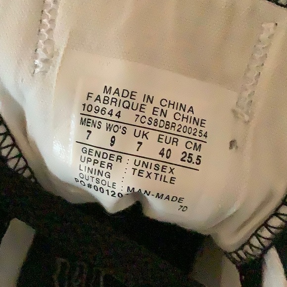 CONVERSE LOW TOP SNEAKERS  MEN 7 - Picture 8 of 9